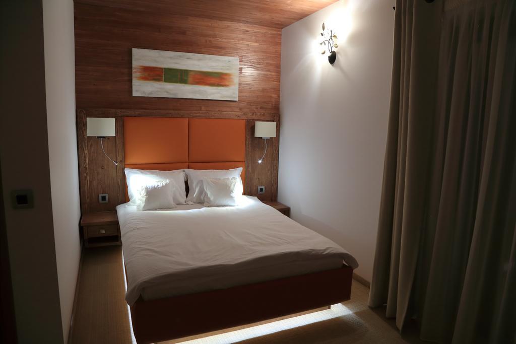 La Monitori Hotel Sinaia Bilik gambar